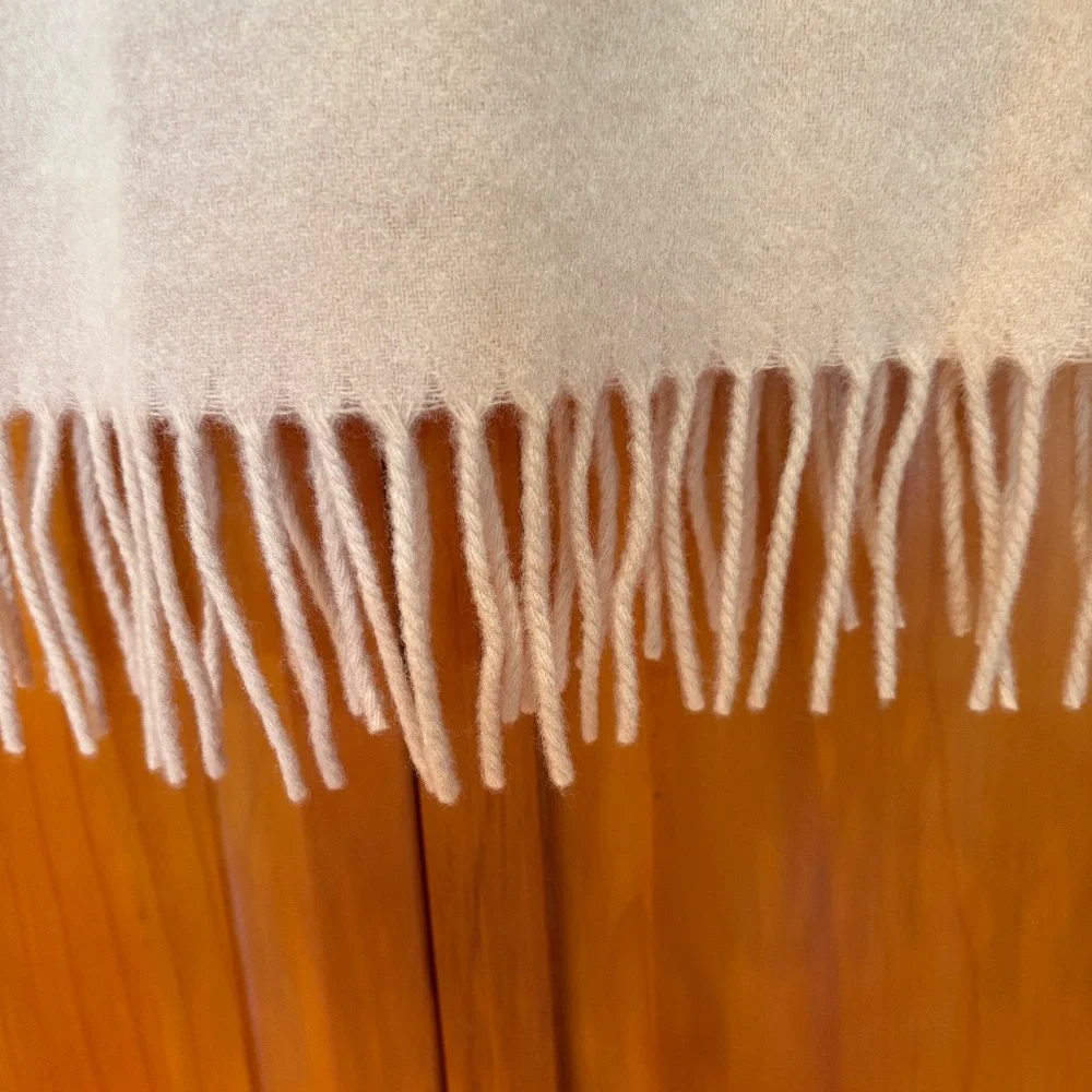 1995 Disney Pocahontas Italian Lambswool Cream Tan Scarf Vintage Embroidered